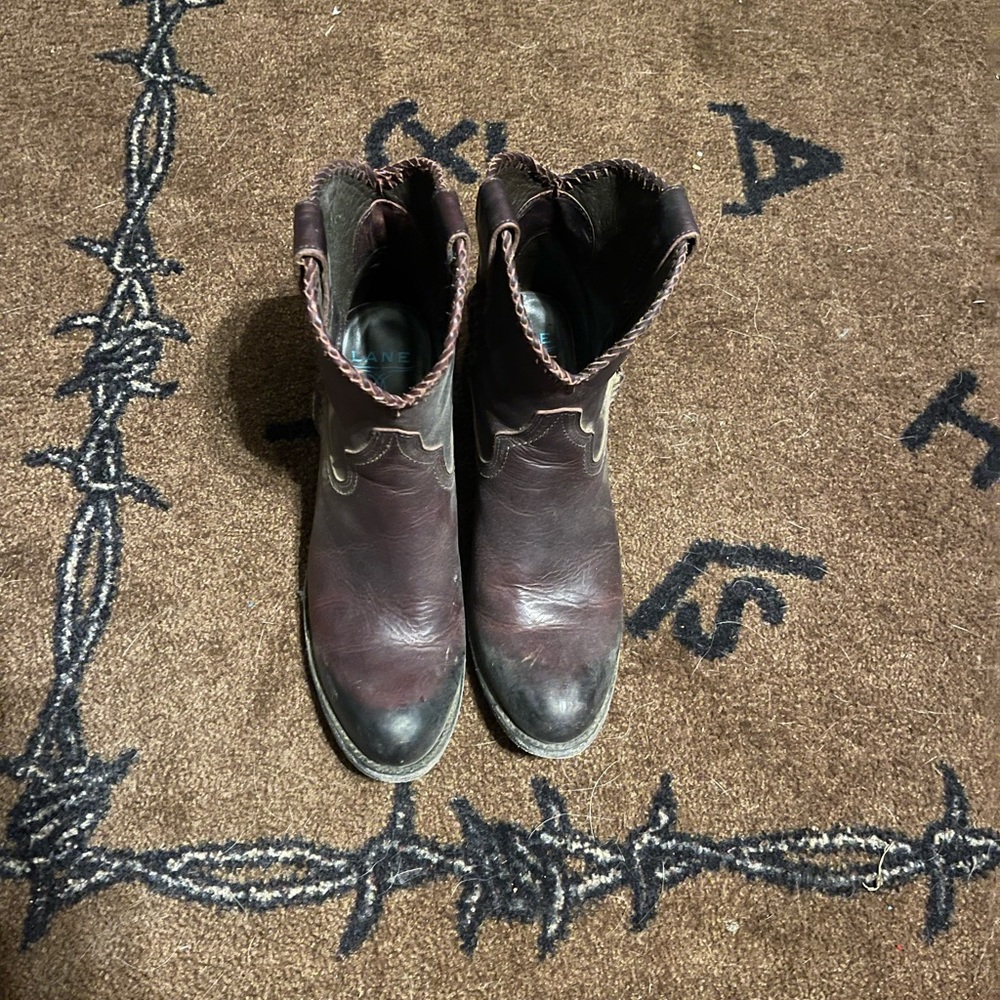 Lane Booties - Picture 2 of 5